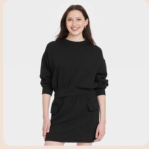Women's Leisure Studio Pullover Sweatshirt - Universal Thread™ Black M